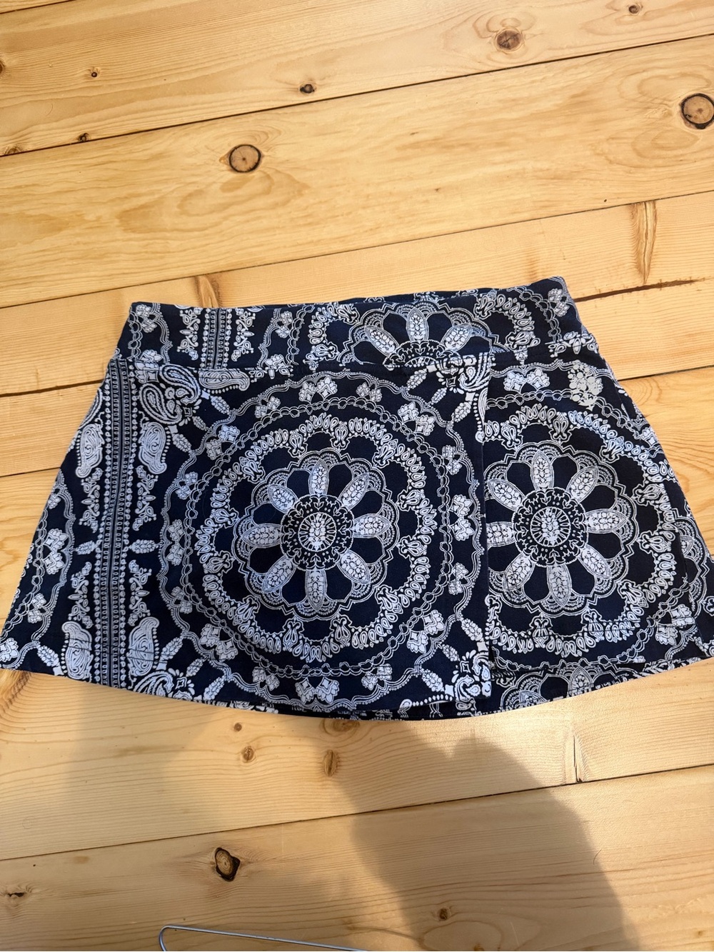 NWOT - Free People Movement navy/white Skort - S